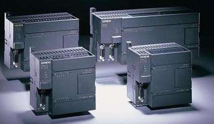 What is the difference between Siemens PLC and Mitsubishi PLC on the internal chip?