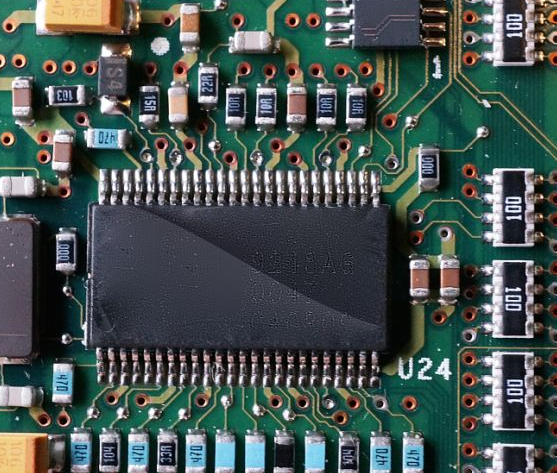 What are the functions and precautions of filters in circuits?