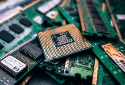 What are the main applications of single-chip microcomputer?